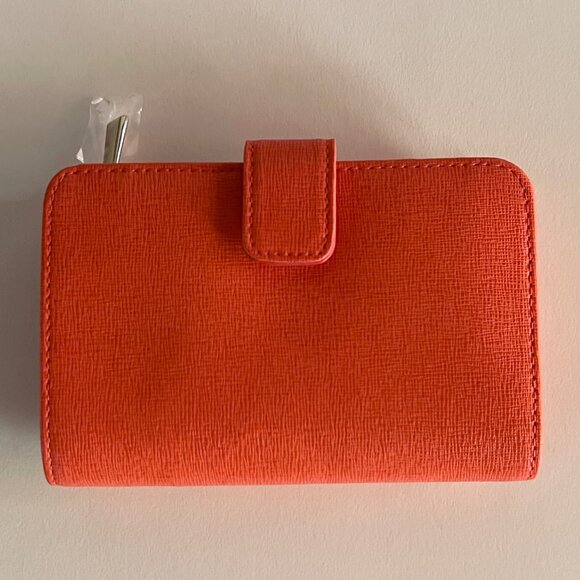 Furla Babylon M zip around leather wallet. Brand new with tags in box - Picture 4 of 5